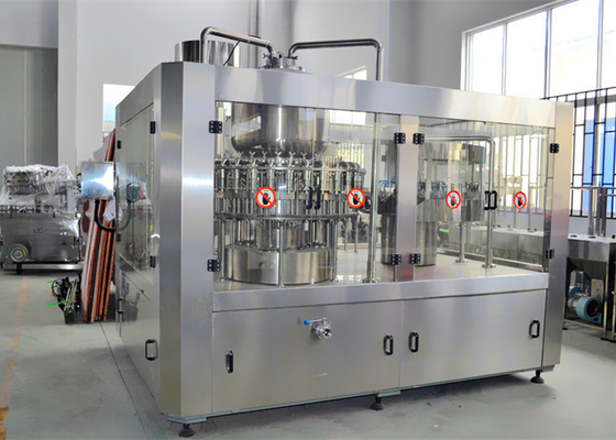 PET Bottle Hot Juice Filling Machine , Automatic 3 in 1 Beverage Filling Production Line