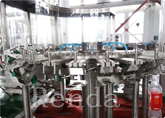 Geautomatiseerde Commerciële Sprankelende Drank het Vullen Machine 2000 BPH 380V 2000KG